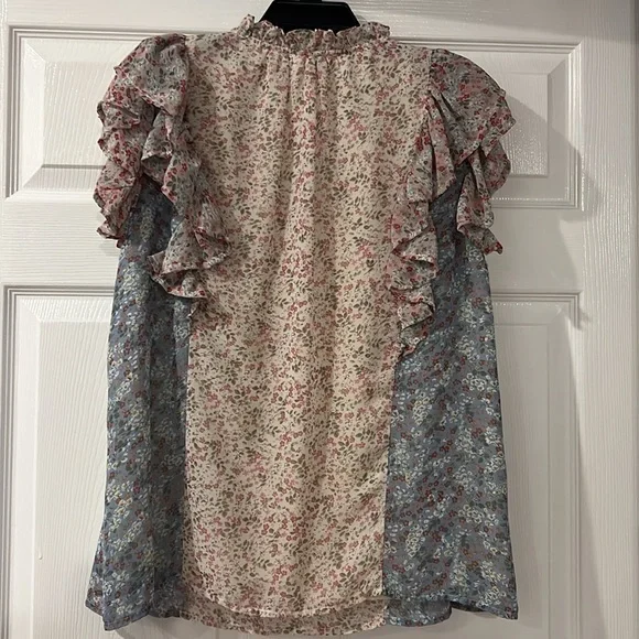 Entro‎ Ruffle Top - Picture 4 of 7